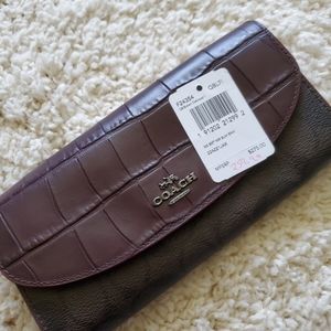 Coach wallet